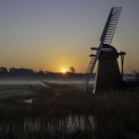 Robbie Spencer: Sunrise at the Mill